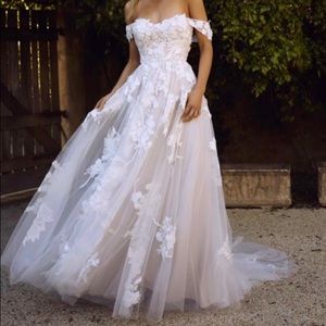 Madi lane Elora wedding dress